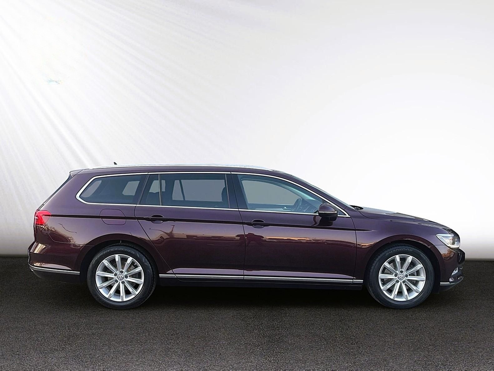 Volkswagen Passat Variant 2.0 TSI DSG Highline LED PANO NAV foto 4