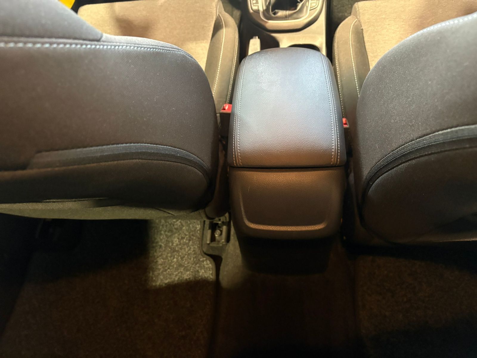 Hyundai i30 1.5 T-GDI Ed. 30+ Mil LED|Navi|Kamera foto 13