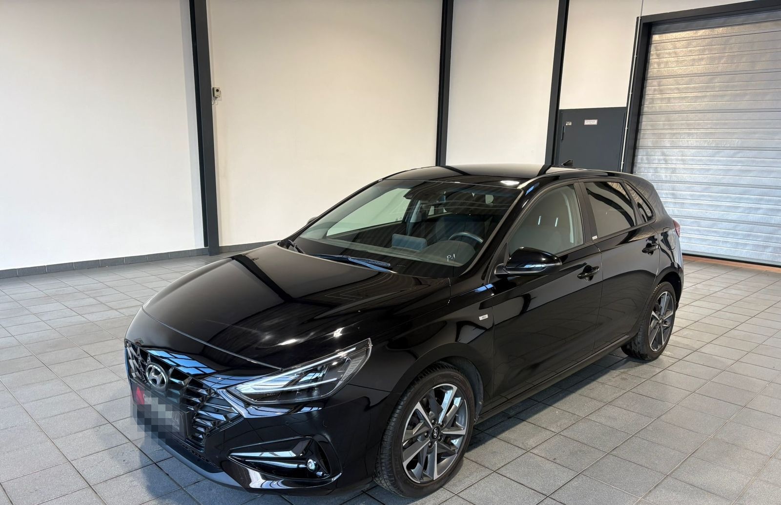 Hyundai i30 1.5 T-GDI Ed. 30+ Mil LED|Navi|Kamera foto 3