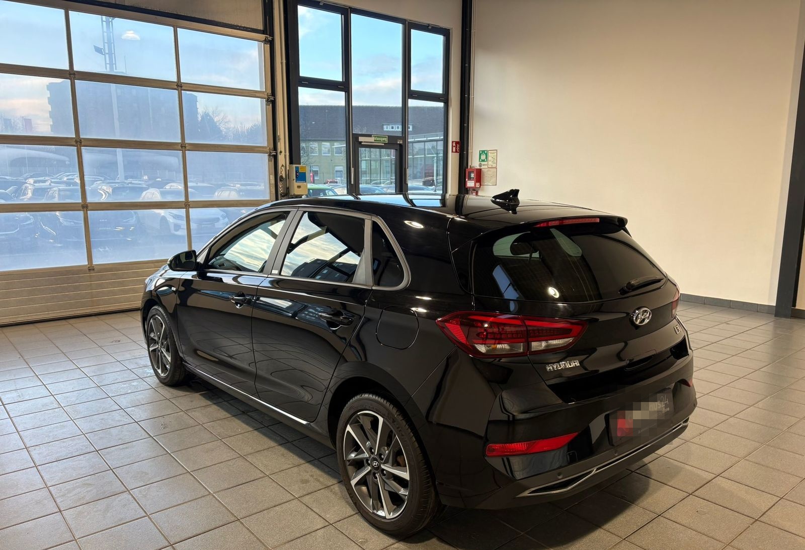 Hyundai i30 1.5 T-GDI Ed. 30+ Mil LED|Navi|Kamera foto 4