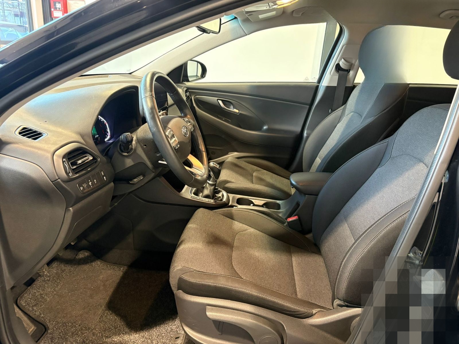 Hyundai i30 1.5 T-GDI Ed. 30+ Mil LED|Navi|Kamera foto 8