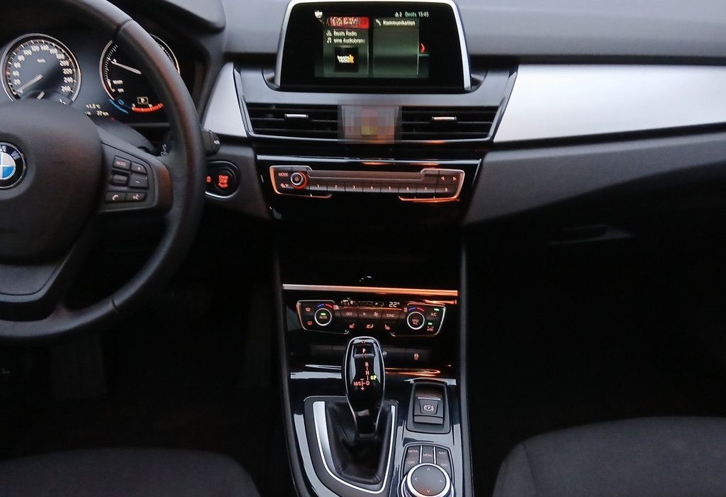 BMW 216d Gran Tourer ADVANTAGE LED NAVI PDC SHZ AHK foto 12
