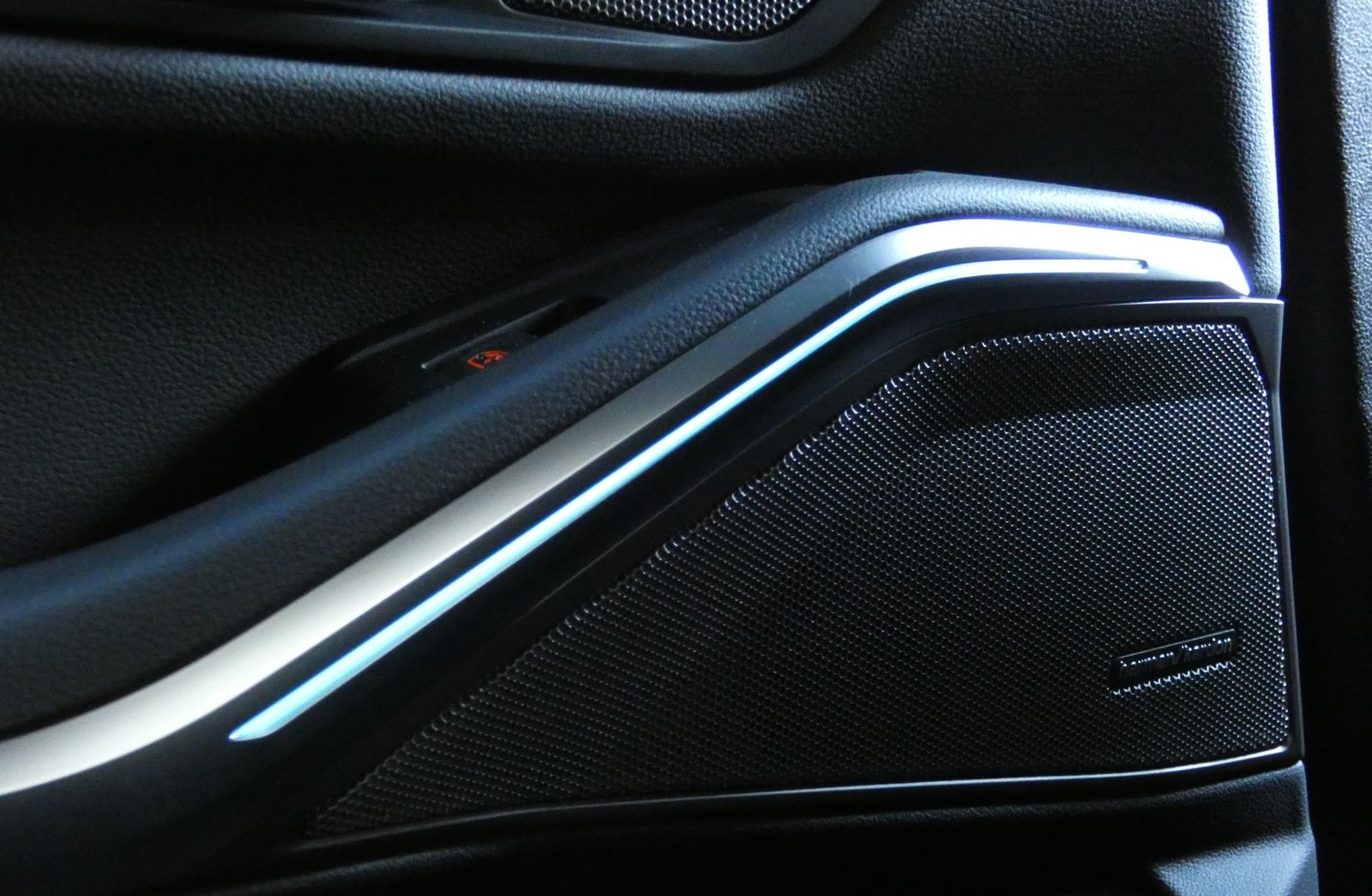 BMW 318d Touring M Sportpaket HK HiFi DAB LED Shz foto 22