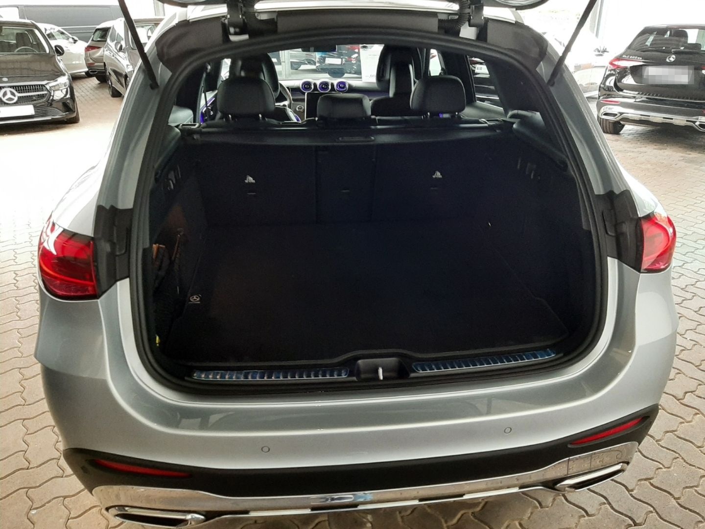 Mercedes-Benz GLC 300 d 4MATIC AMG Pano 360° AHK foto 5
