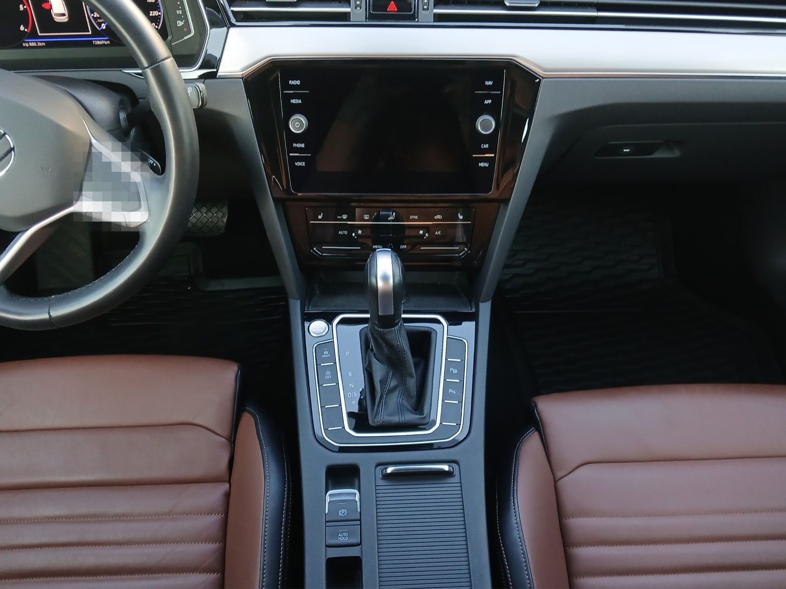 Volkswagen Passat Variant TDI R-Line DSG Matrix AHK Navi Le foto 15