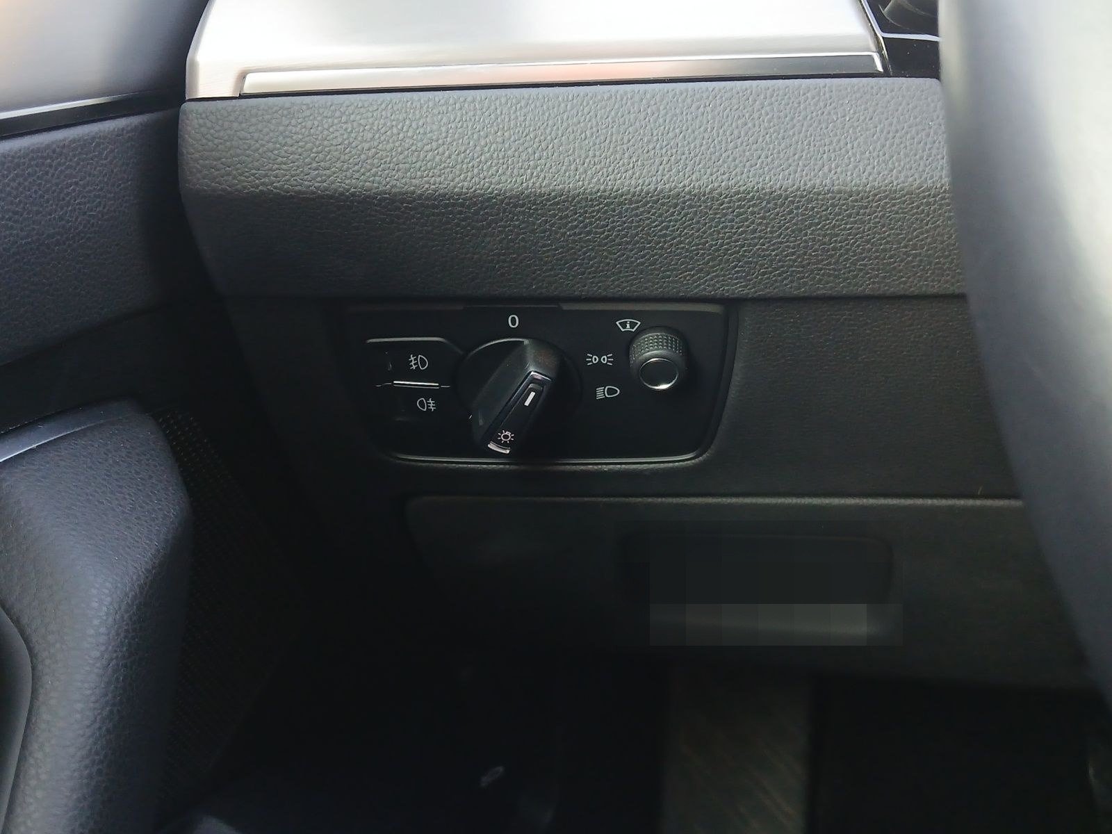 Volkswagen Passat Variant TDI R-Line DSG Matrix AHK Navi Le foto 21