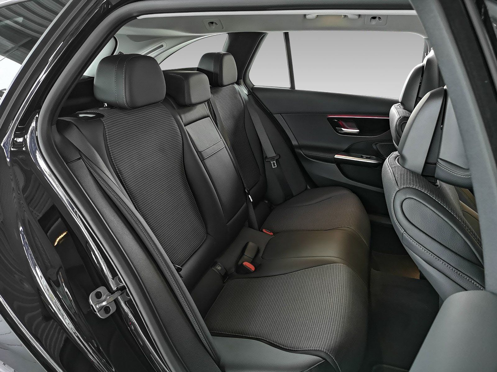 Mercedes-Benz C 220 d T Avantgarde AHK+FAHRASSISTENZ Plus+KAME foto 18