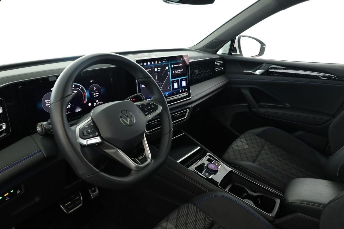 Volkswagen Tiguan 2.0 TDI DSG R-Line Pano Navi Keyless 20" foto 18