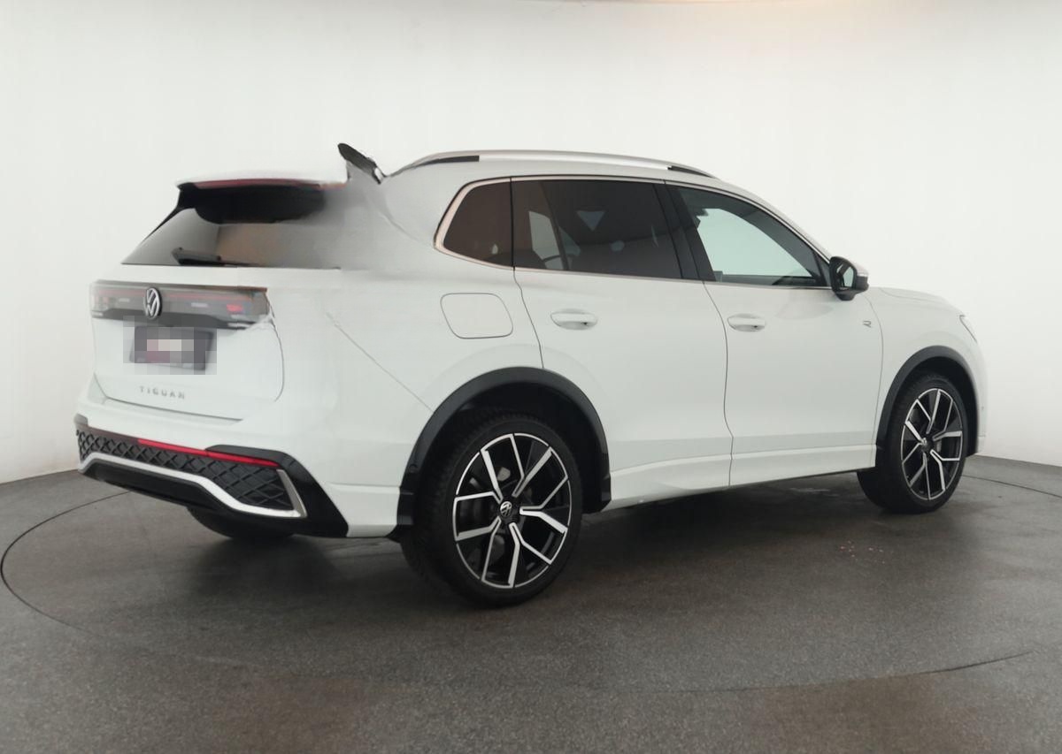 Volkswagen Tiguan 2.0 TDI DSG R-Line Pano Navi Keyless 20" foto 5