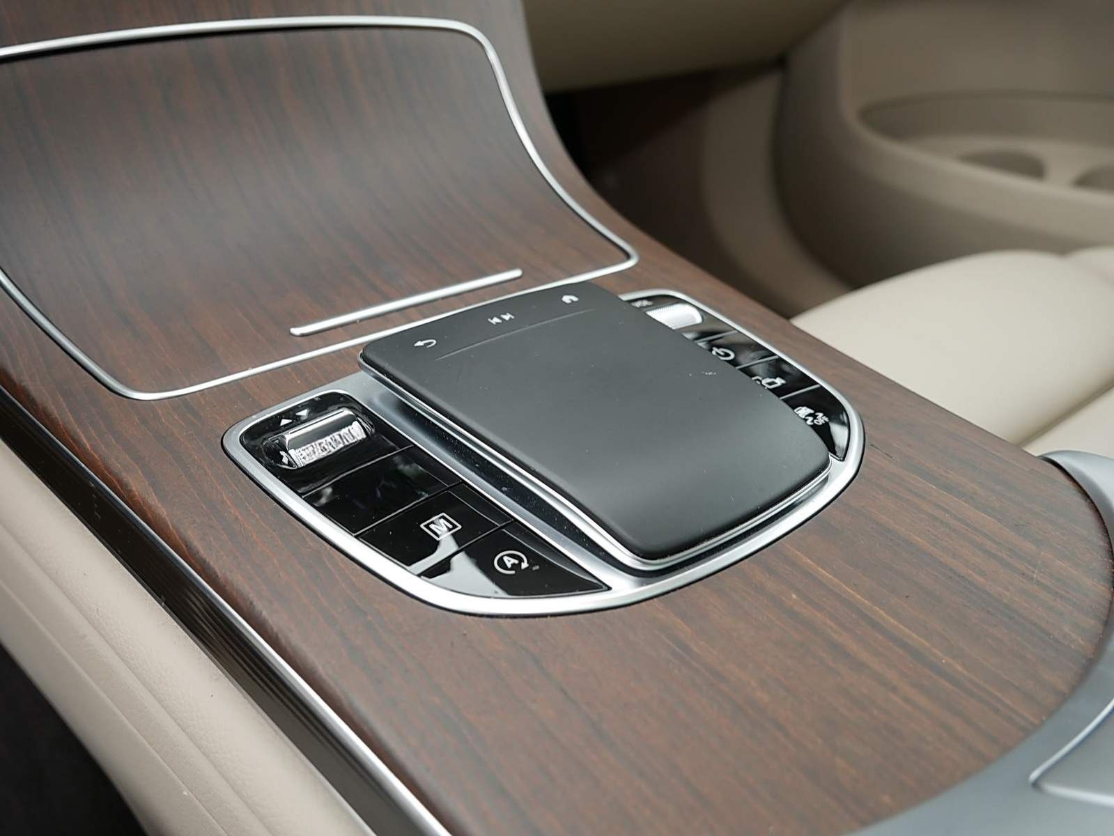 Mercedes-Benz GLC 400 d 4M+Exclusive+AHK+Pano.-Dach+Kamera+LED foto 10