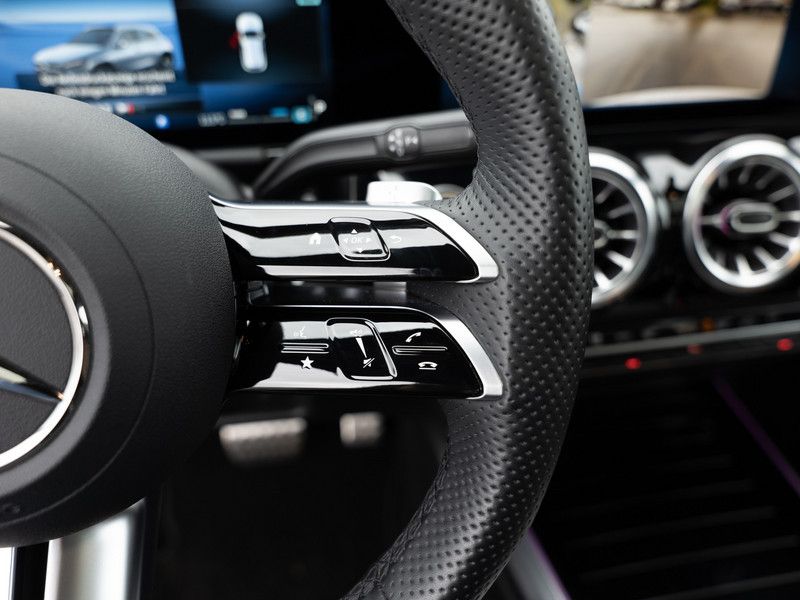 Mercedes-Benz GLA 200 AMG-Sport/MLB/360/Pano/Night/AHK/Keyl/19 foto 16