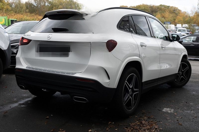 Mercedes-Benz GLA 200 AMG-Sport/MLB/360/Pano/Night/AHK/Keyl/19 foto 4