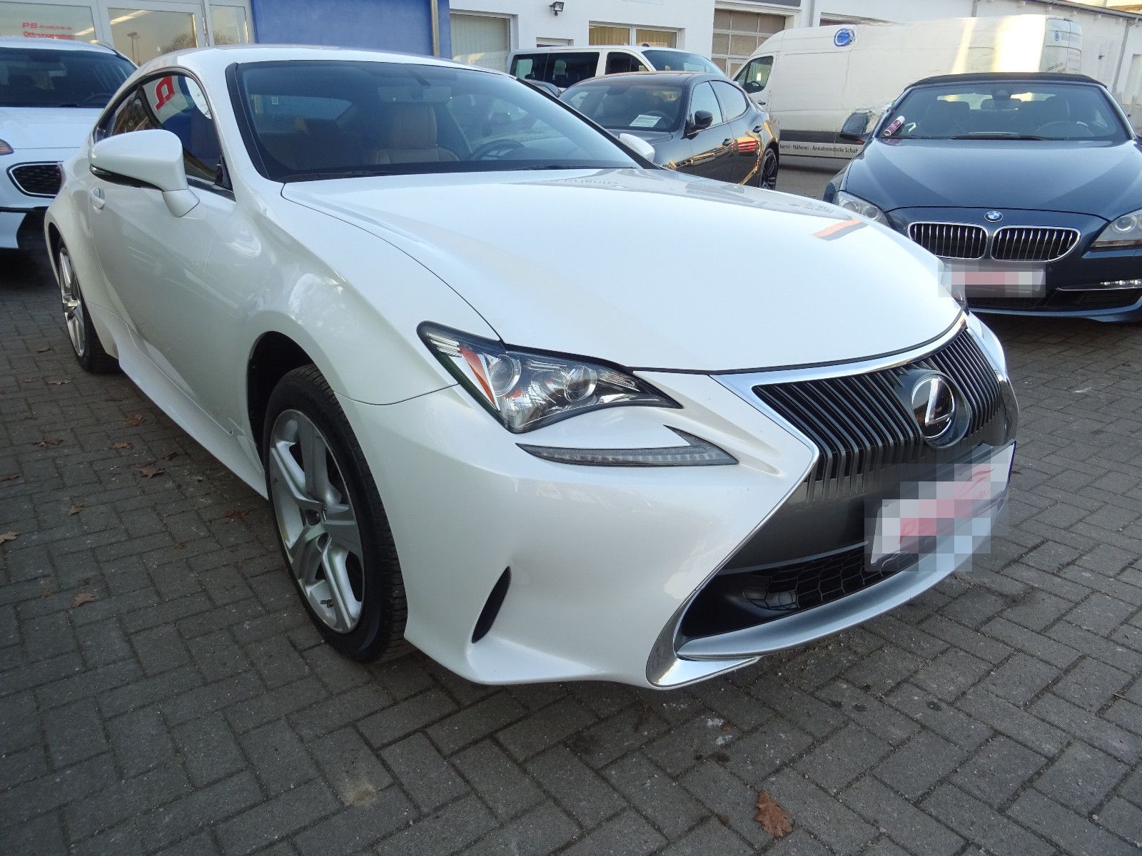 Lexus RC 350 AWD-Leder-Allrad-Bi-Xenon- foto 3