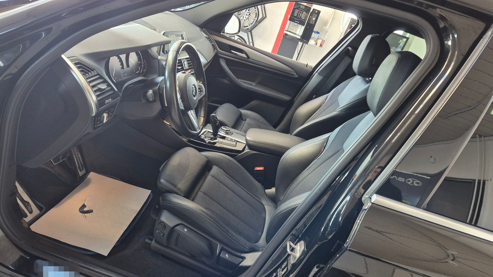 BMW X3 xDrive 20 i M Sport ALU LRH PDC SHZ STANDH foto 13