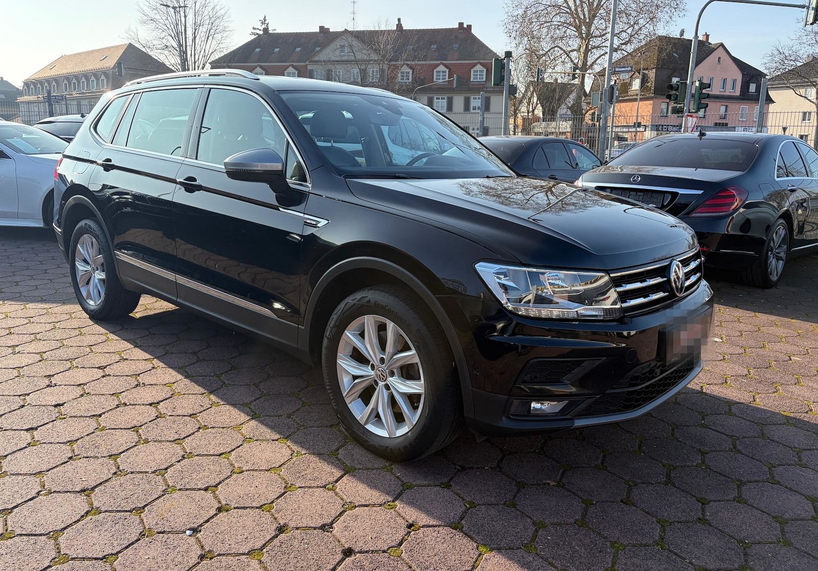 Volkswagen Tiguan Allspace 4Motion ACC AHK HUD LEDER 7-SITZ foto 3