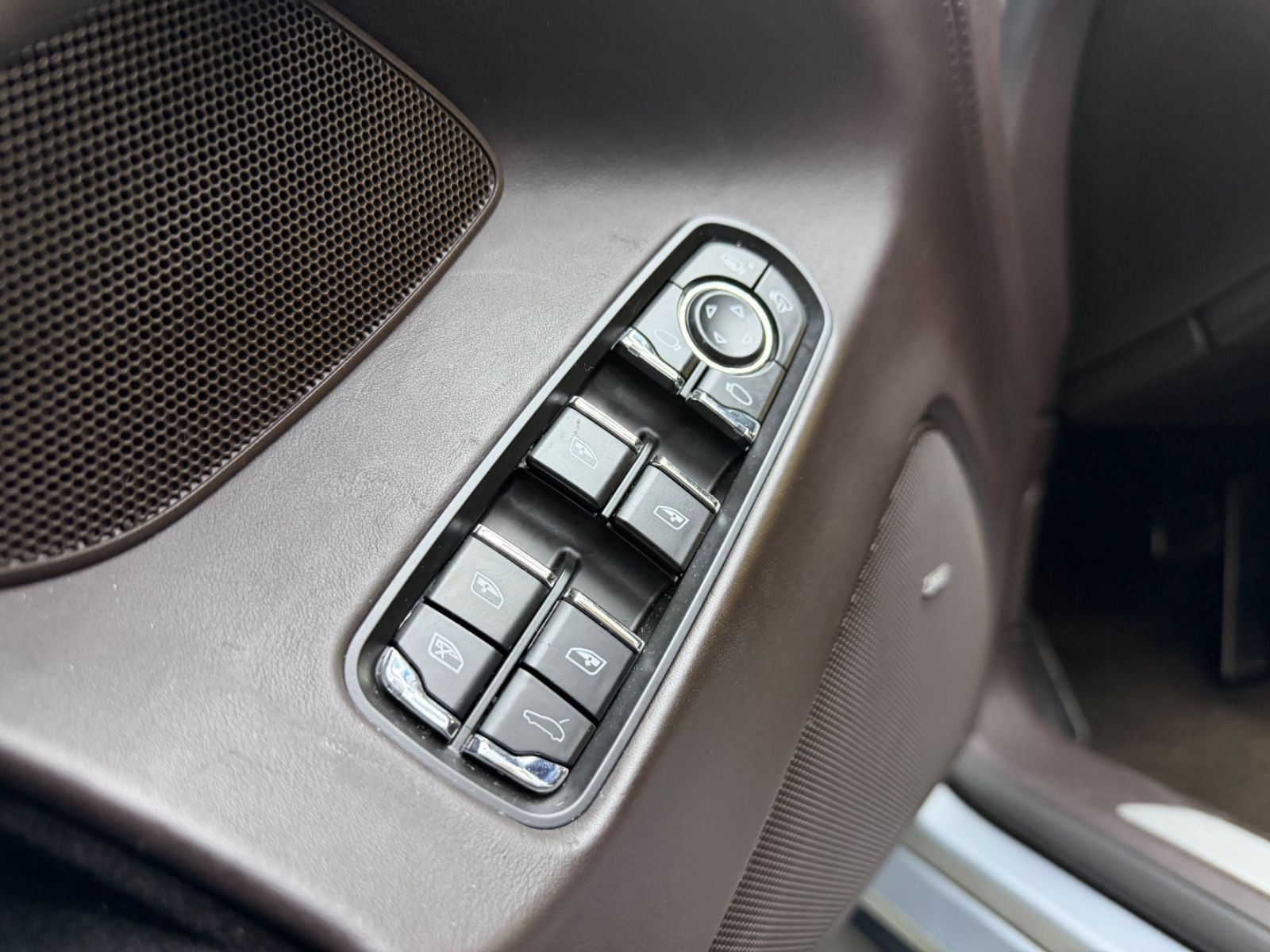 Porsche Panamera 4/BOSE/S-DACH/NAVI/XENON foto 13