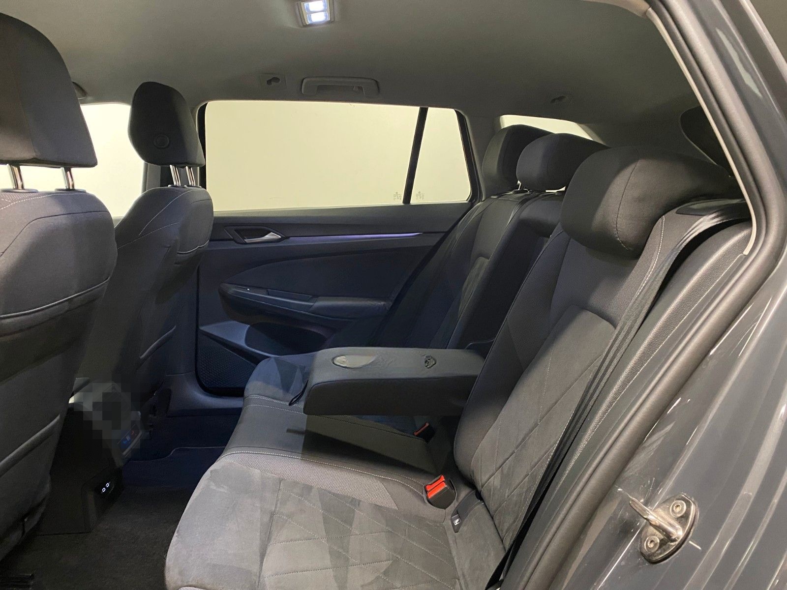 Volkswagen Golf VIII Variant Style 1,5l TSI 110kW 6-Gang foto 16