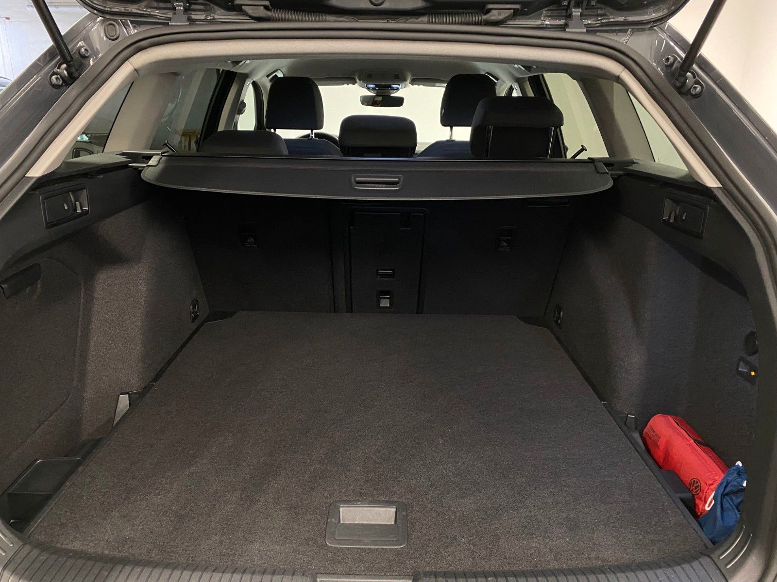 Volkswagen Golf VIII Variant Style 1,5l TSI 110kW 6-Gang foto 18