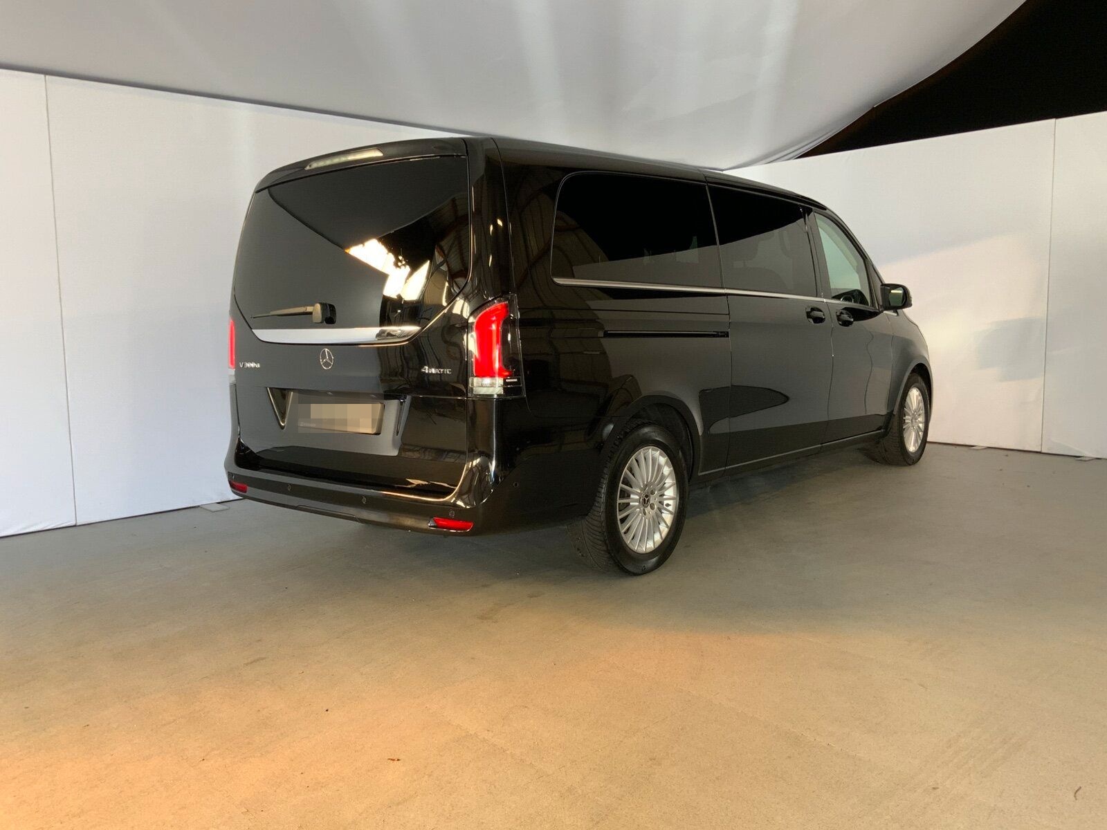 Mercedes-Benz d 4M AVA/EL DISTR. Standhz. M-BEAM 360 ° Leder foto 5