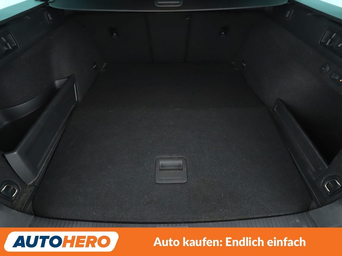 Volkswagen Passat 1.4 GTE Aut NAVI LED ACC CAM PDC SHZ AHK foto 17