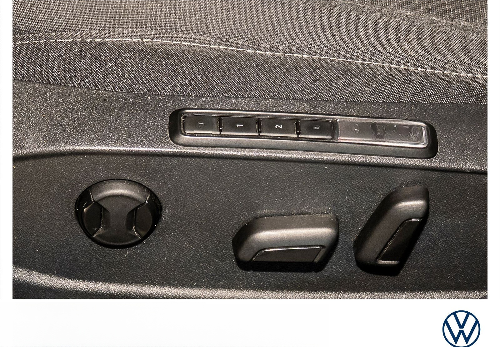 Volkswagen Golf Variant Life 2.0 TDI Navi LED ACC SHZ PDC foto 10