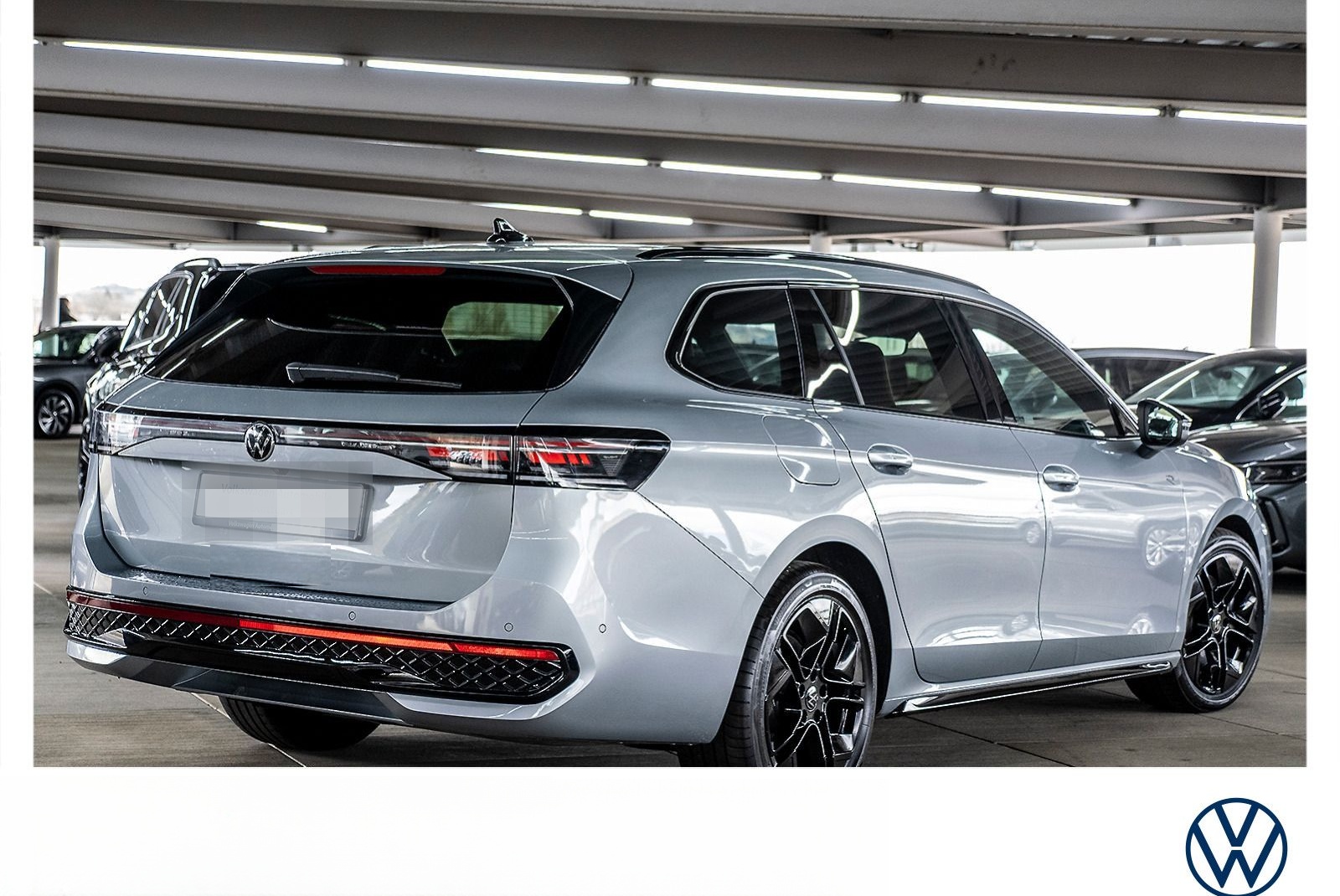 Volkswagen Passat Variant R-Line 2.0 TDI DSG Navi  Kamera foto 2