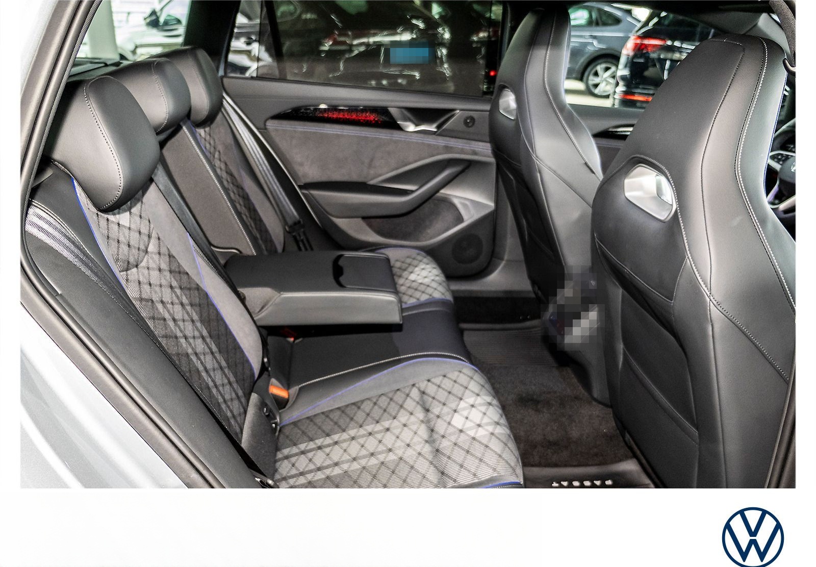 Volkswagen Passat Variant R-Line 2.0 TDI DSG Navi  Kamera foto 11