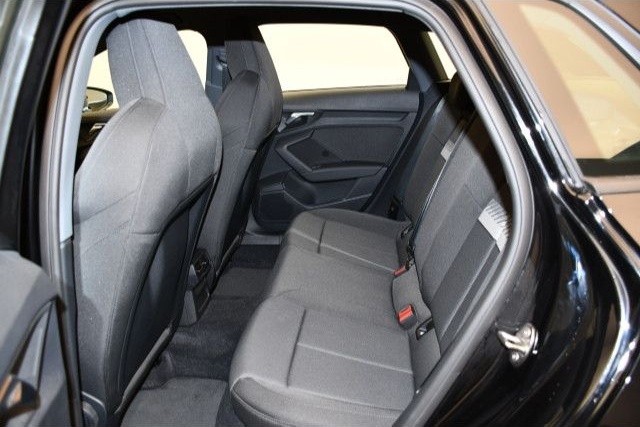 Audi A3 Sportback 35TFSI S tronic STANDHEIZUNG/SHZ/LE foto 8