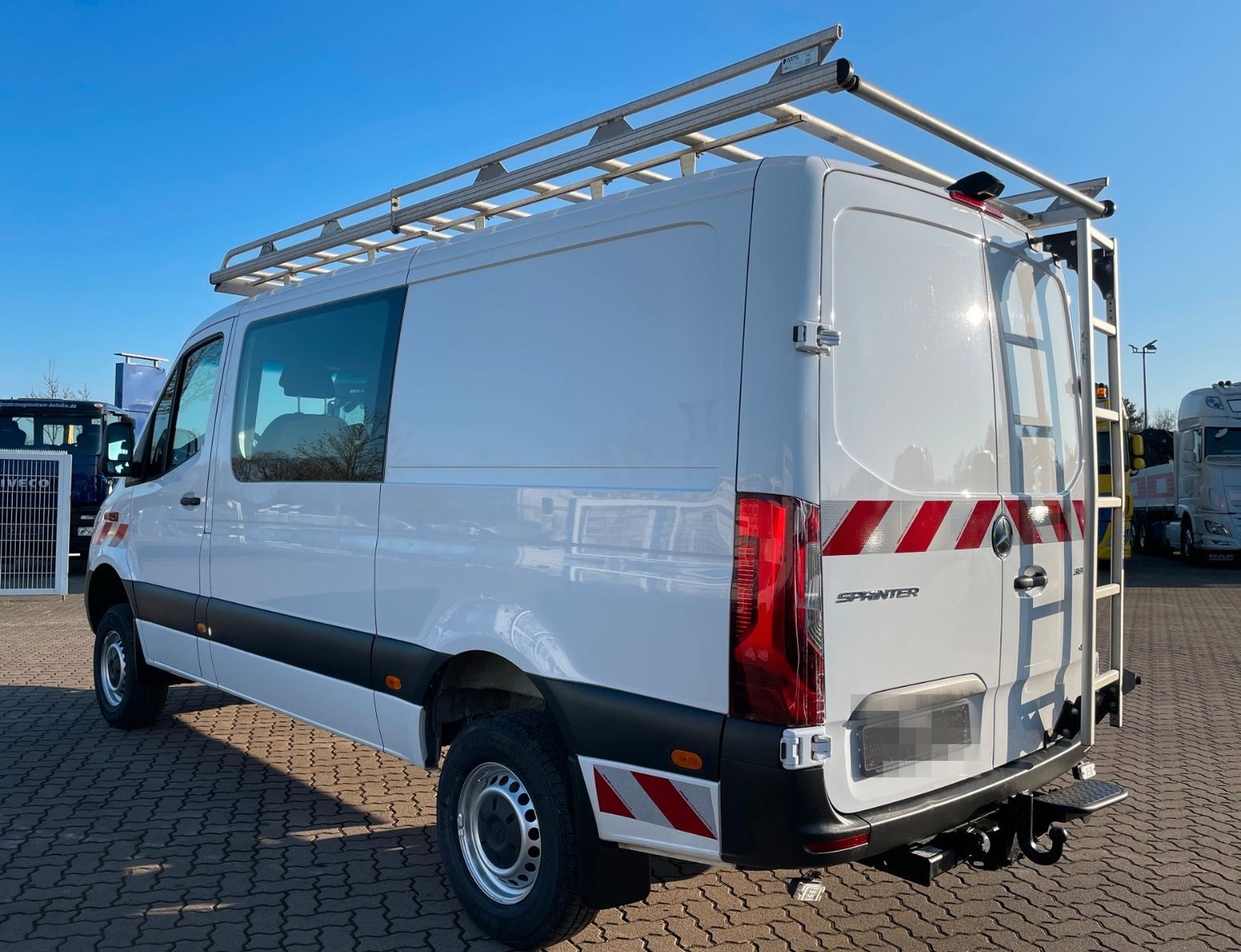 Mercedes-Benz Sprinter 319 CDI L2 Mixto/ 4x4/ Autom./ AC/ LED foto 3