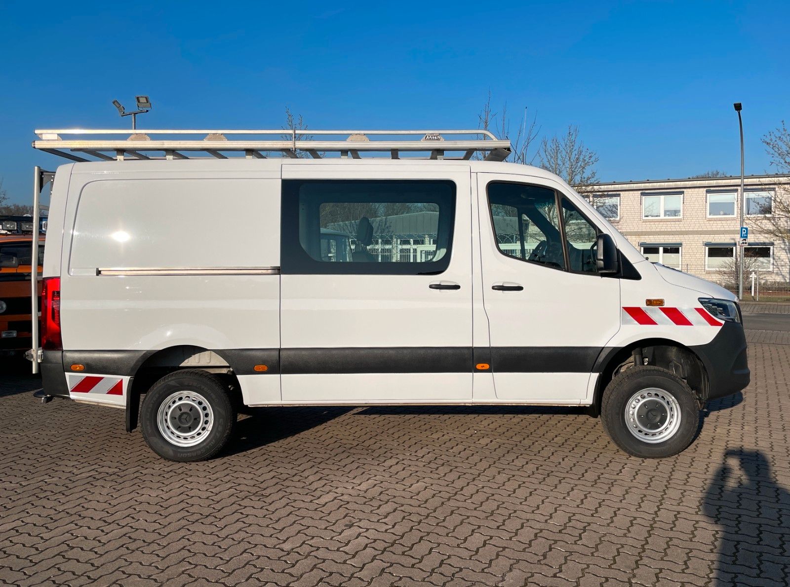 Mercedes-Benz Sprinter 319 CDI L2 Mixto/ 4x4/ Autom./ AC/ LED foto 6