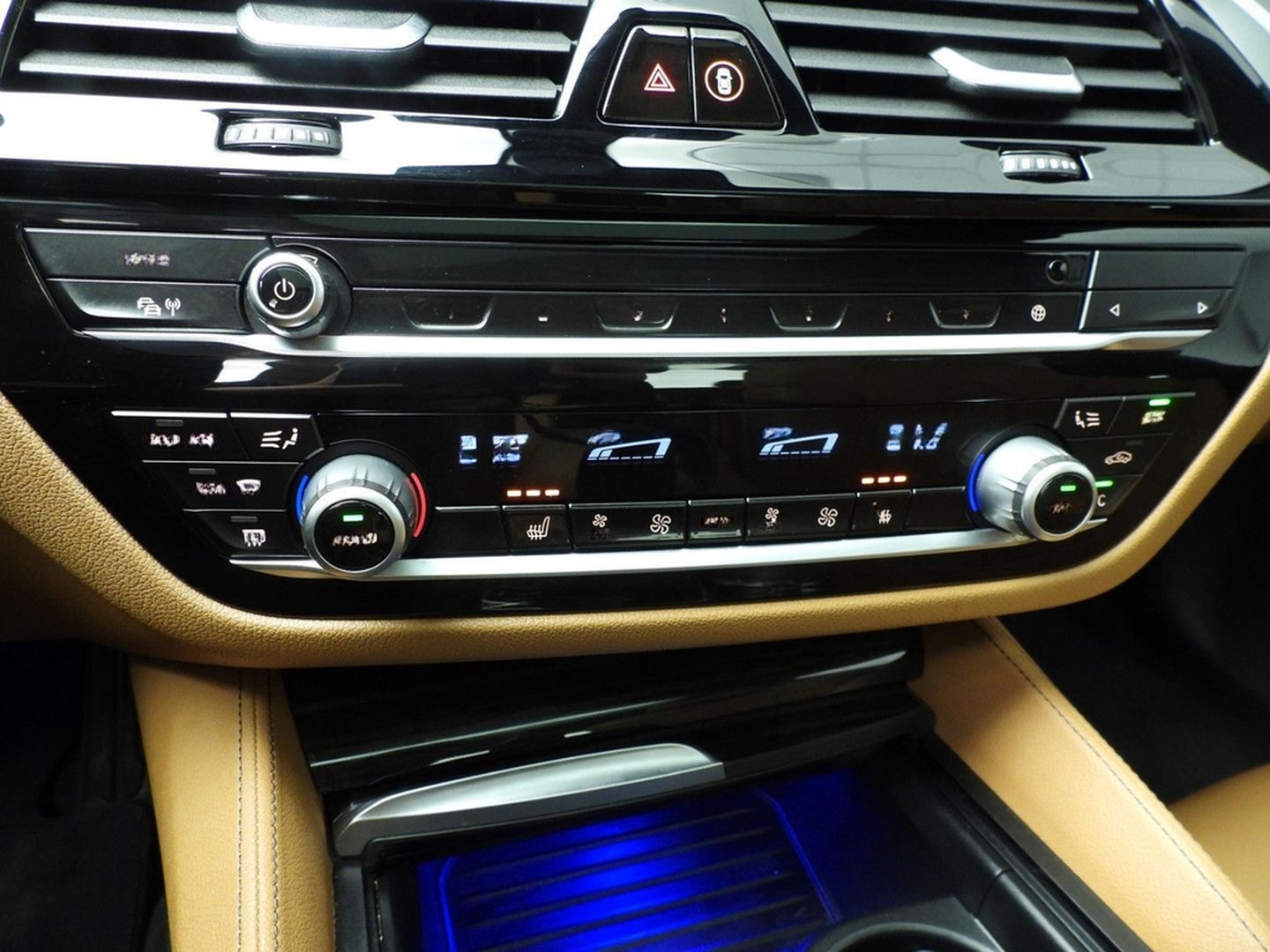 BMW 540 5 Serie Sedan 540i | M-Sportpakket | LED | L foto 14