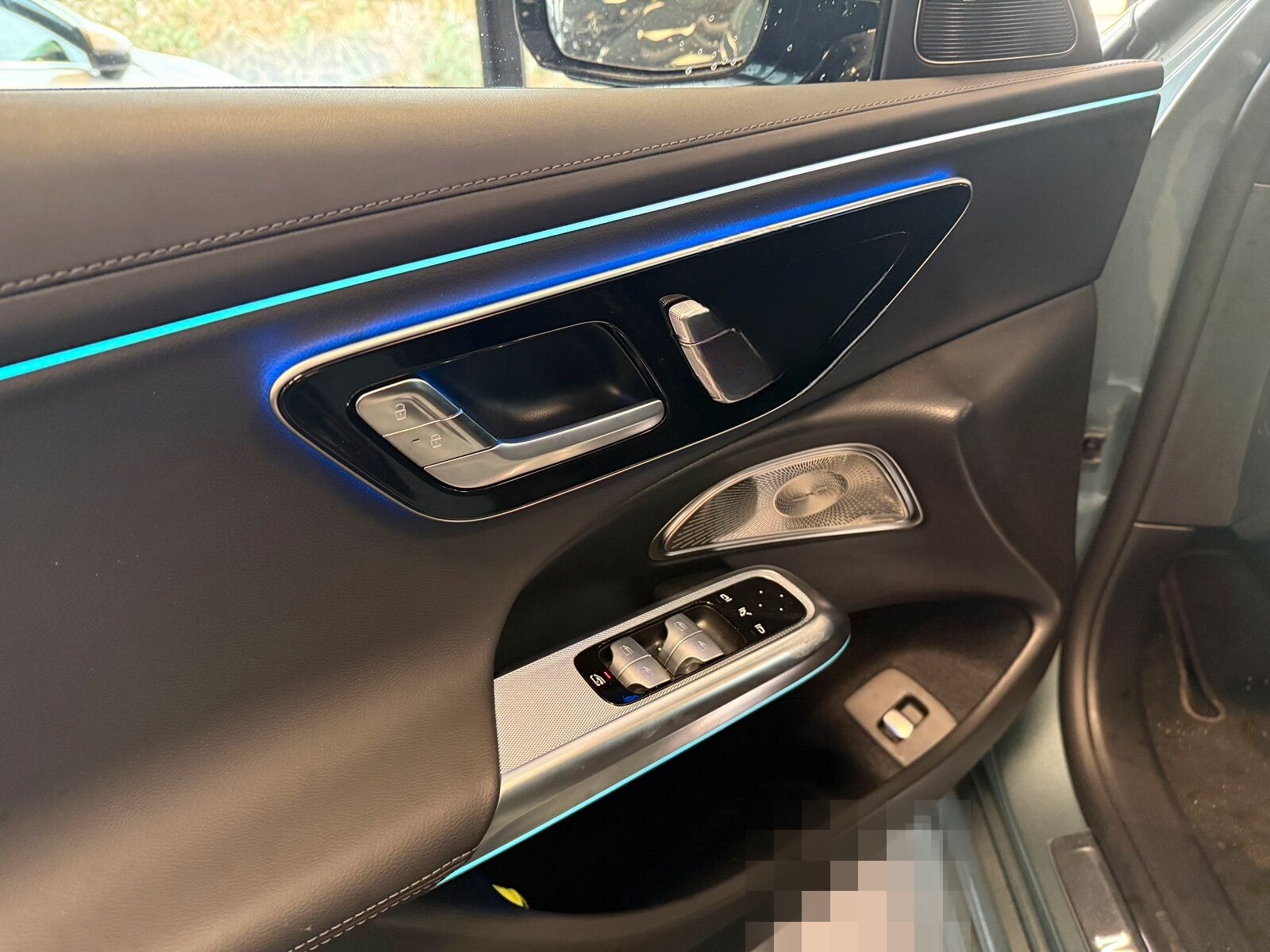 Mercedes-Benz E 300 de T EQ AMG PREMIUM PANO HuD AHK WINTERP. foto 11