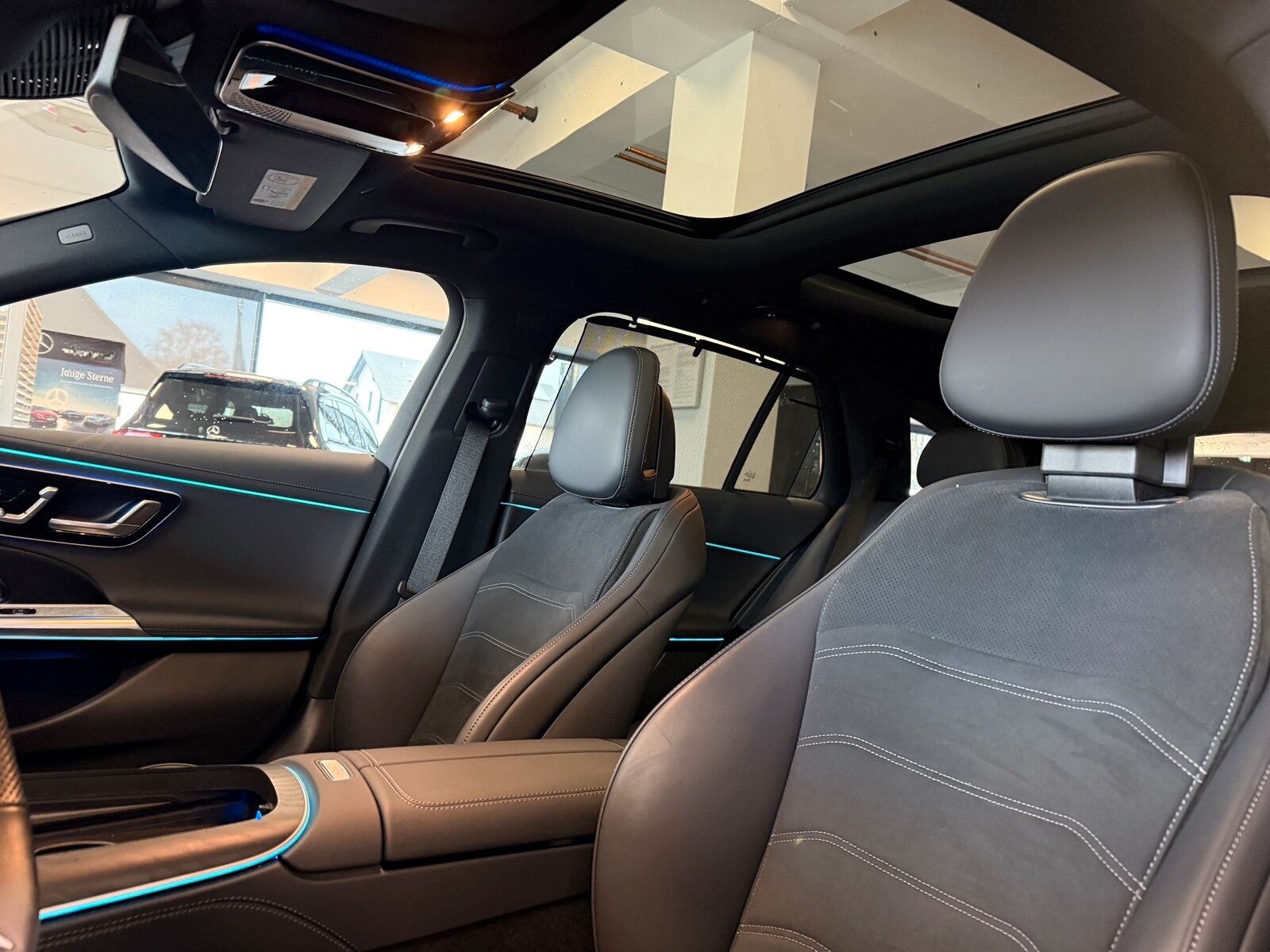 Mercedes-Benz E 300 de T EQ AMG PREMIUM PANO HuD AHK WINTERP. foto 12