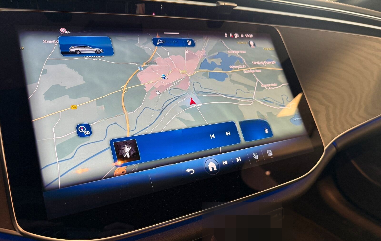 Mercedes-Benz E 300 de T EQ AMG PREMIUM PANO HuD AHK WINTERP. foto 17