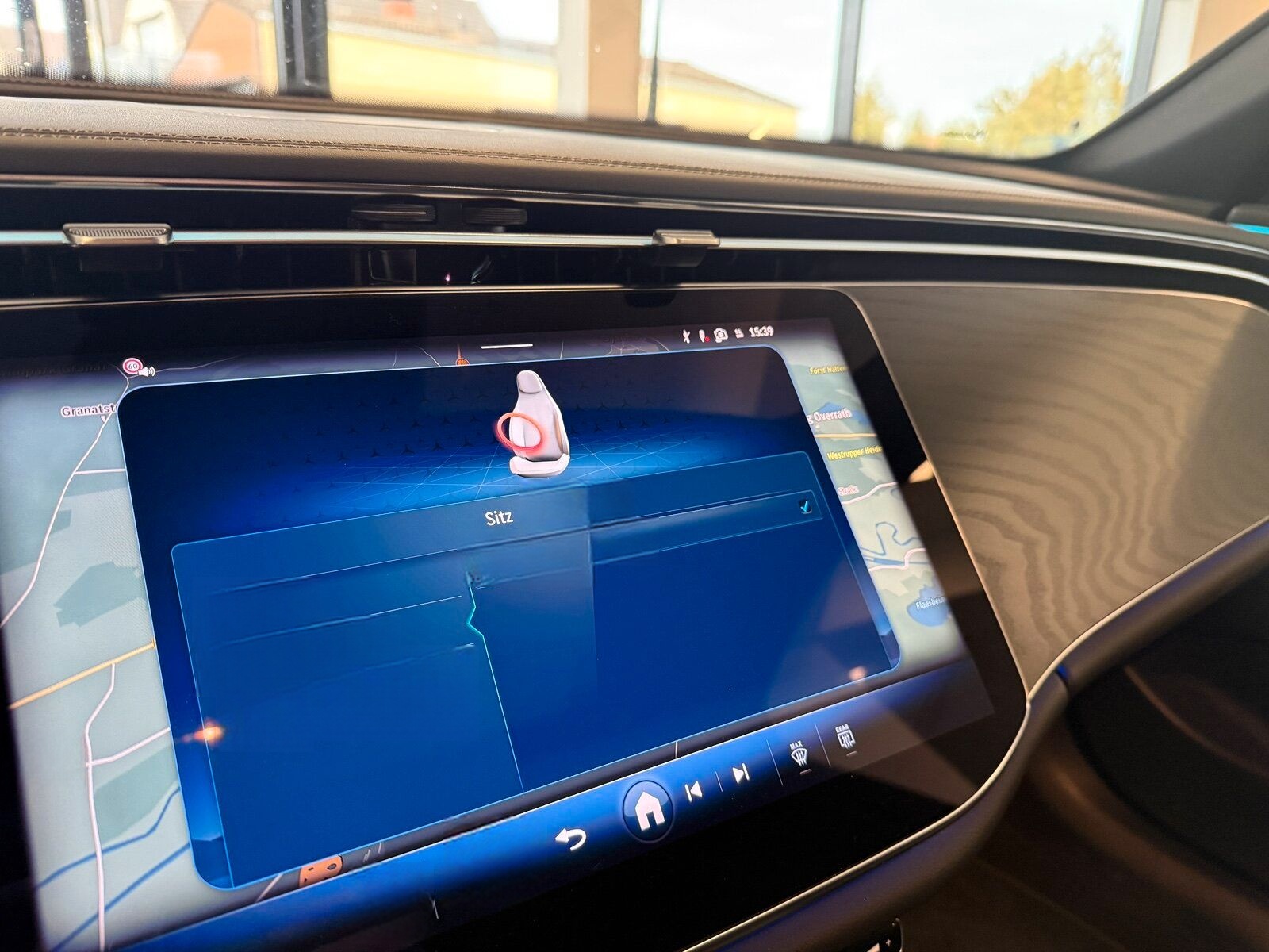 Mercedes-Benz E 300 de T EQ AMG PREMIUM PANO HuD AHK WINTERP. foto 19