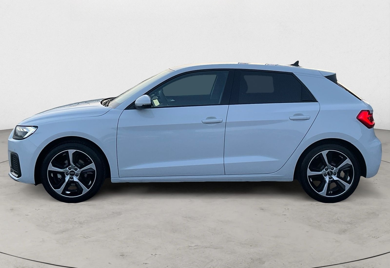 Audi A1 Sportback 30 TFSI S tronic LED ACC Keyless foto 4