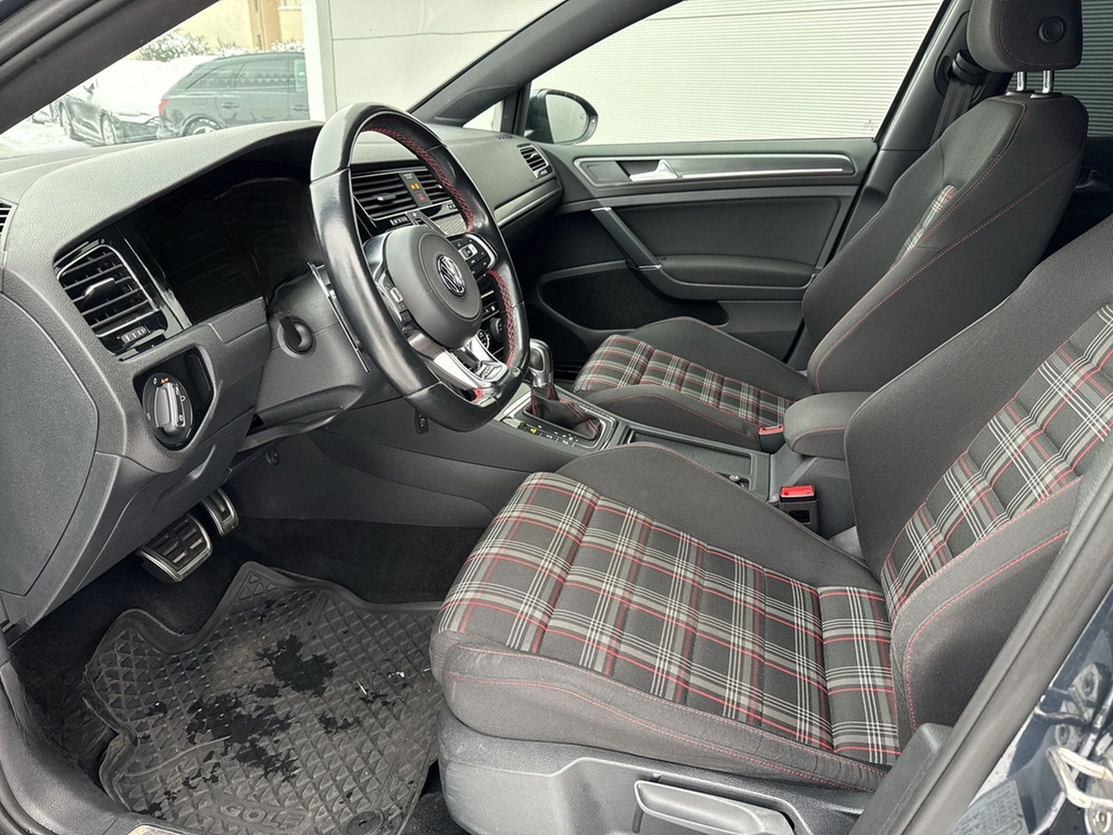 Volkswagen Golf VII GTI Performance 245PS LED ACC VIRTUAL 1 foto 12