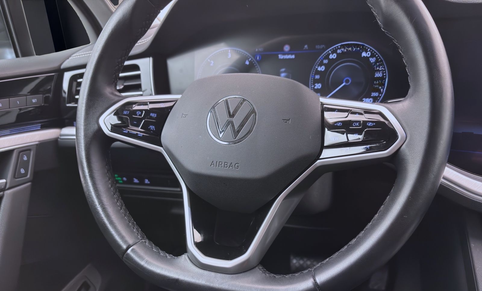 Volkswagen Touareg 3.0 TDI DSG 4M ELEGANCE NAVI AHK ACC LED foto 12