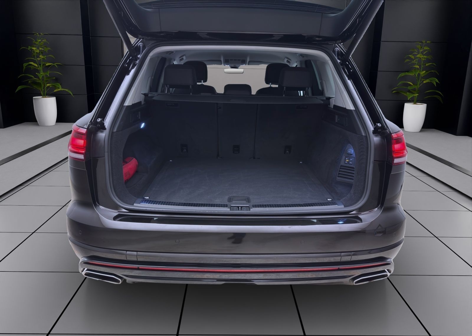 Volkswagen Touareg 3.0 TDI DSG 4M ELEGANCE NAVI AHK ACC LED foto 4