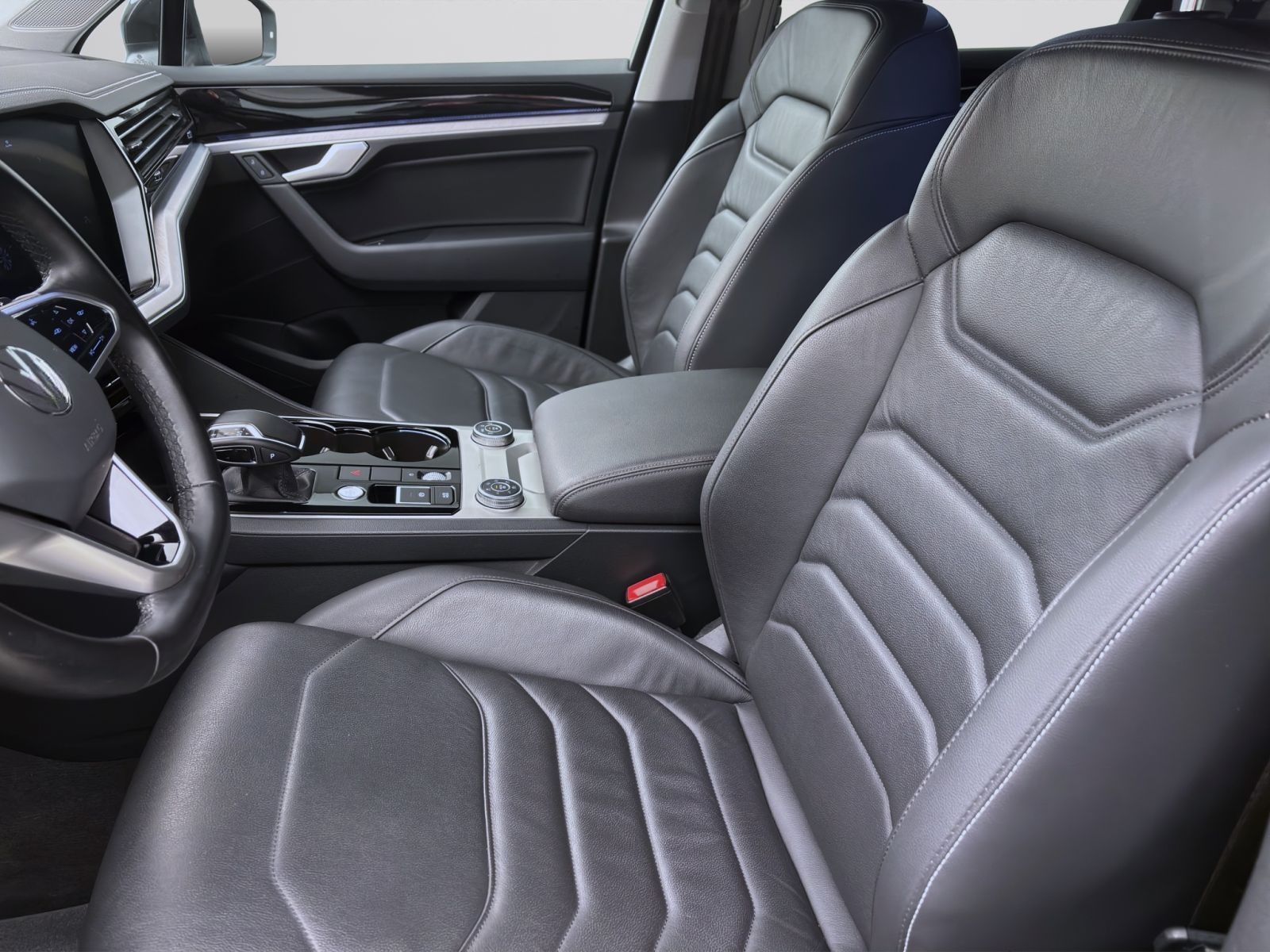 Volkswagen Touareg 3.0 TDI DSG 4M ELEGANCE NAVI AHK ACC LED foto 9