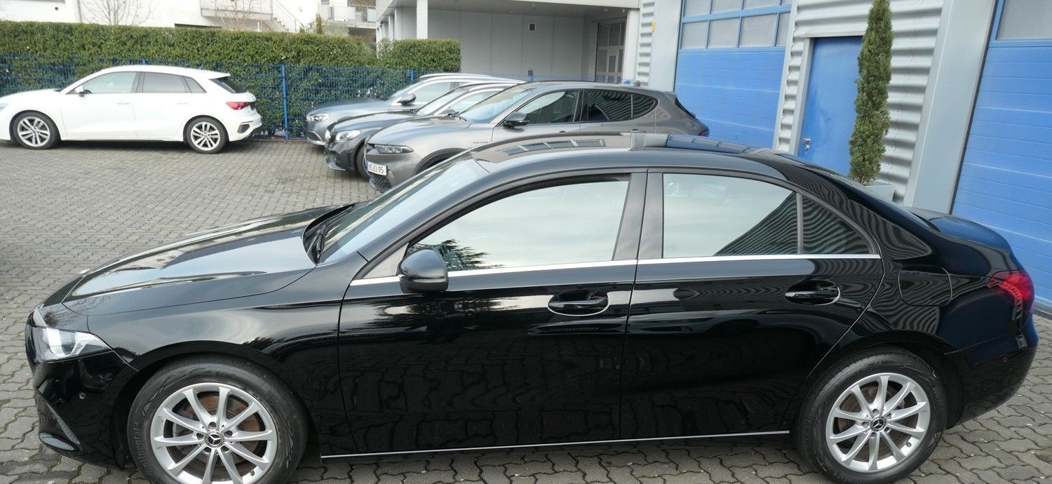 Mercedes-Benz A 200 d Limousine Style Top Zustand! foto 18