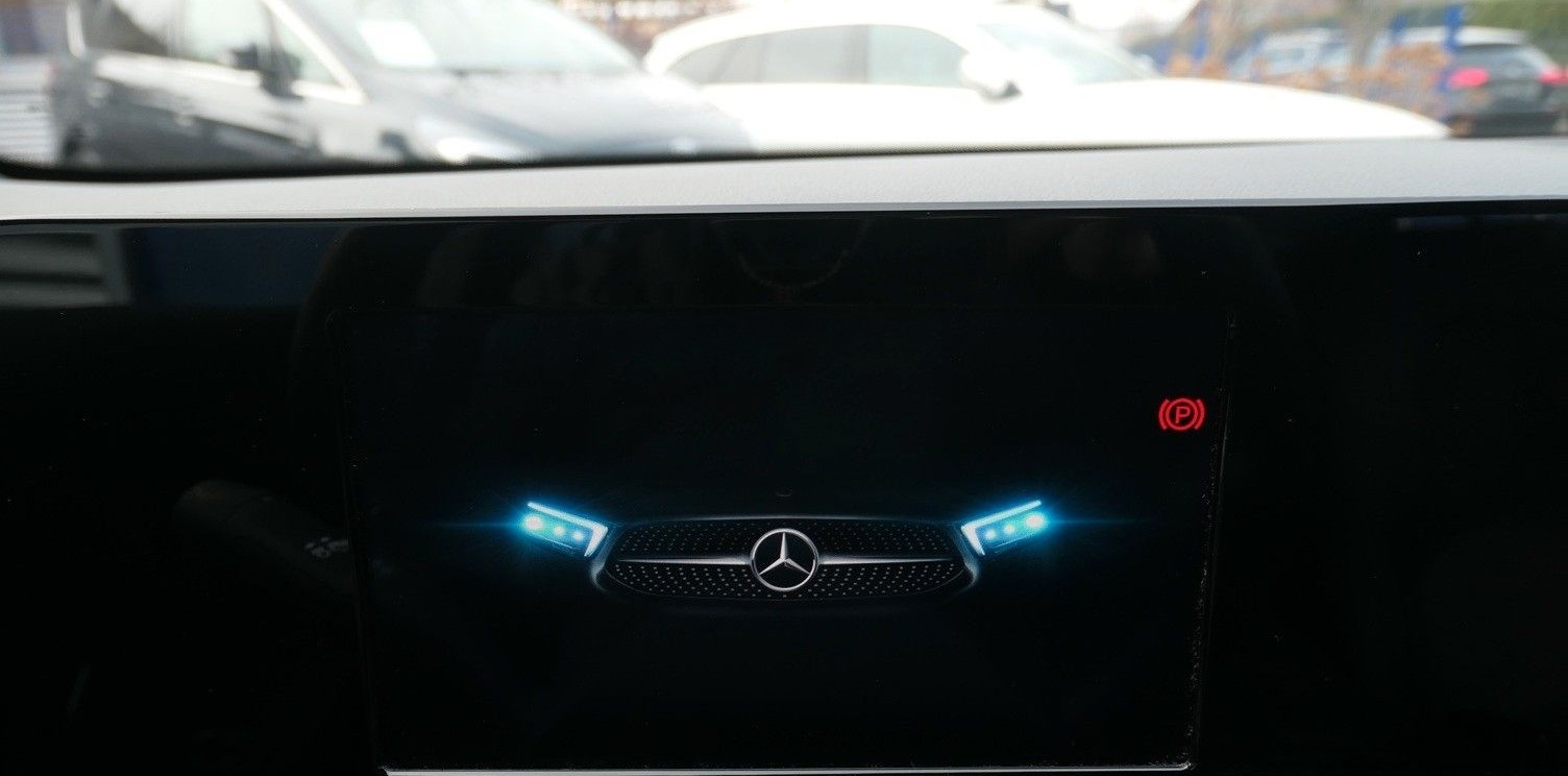 Mercedes-Benz A 200 d Limousine Style Top Zustand! foto 6
