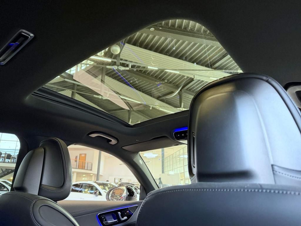 Mercedes-Benz GLC 300 de 4M Coupé AMG,Night,Pano,DISTR,KEYLESS foto 6