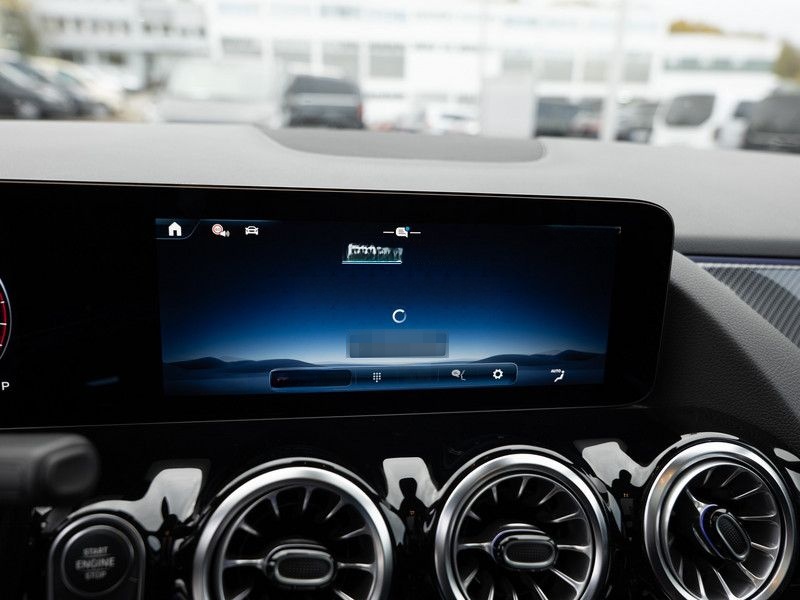Mercedes-Benz GLA 200 AMG-Sport/MLB/360/Pano/Night/AHK/Keyl/19 foto 13