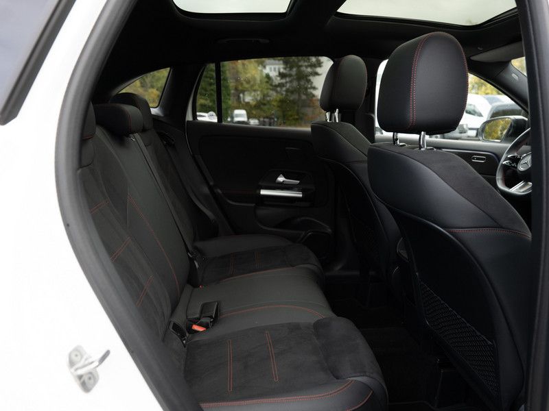 Mercedes-Benz GLA 200 AMG-Sport/MLB/360/Pano/Night/AHK/Keyl/19 foto 5