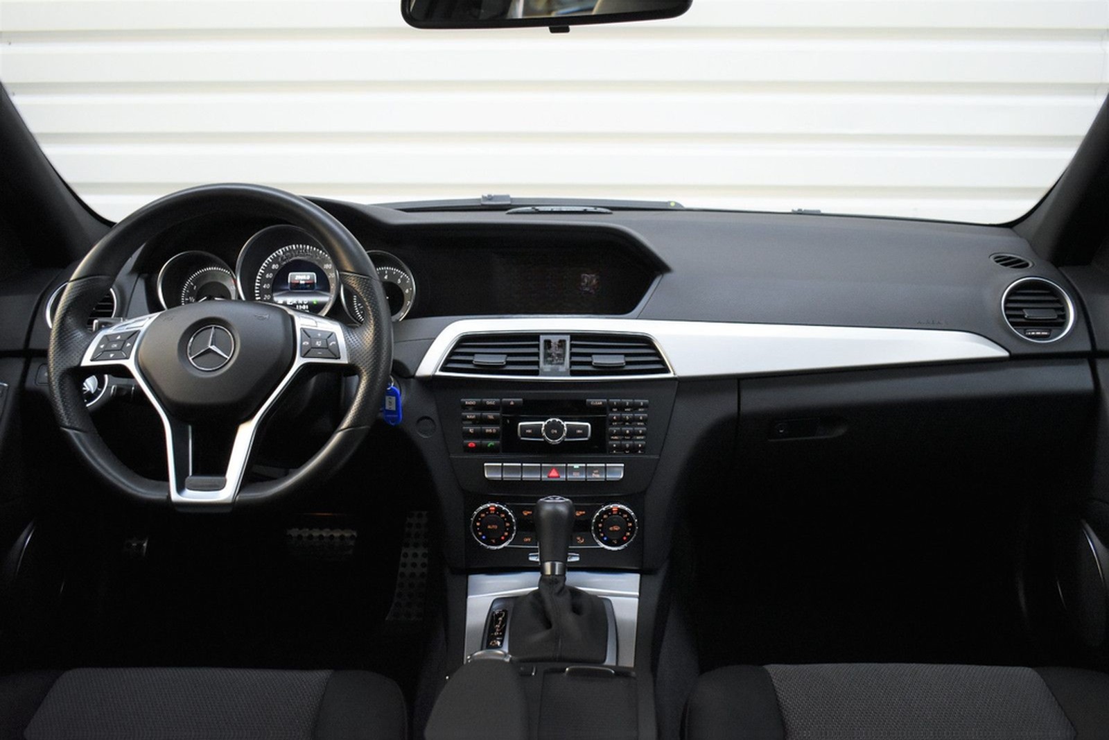 Mercedes-Benz C 200T AMG-Sportpaket+BI-Xenon+Memory+Navi+PDC foto 15