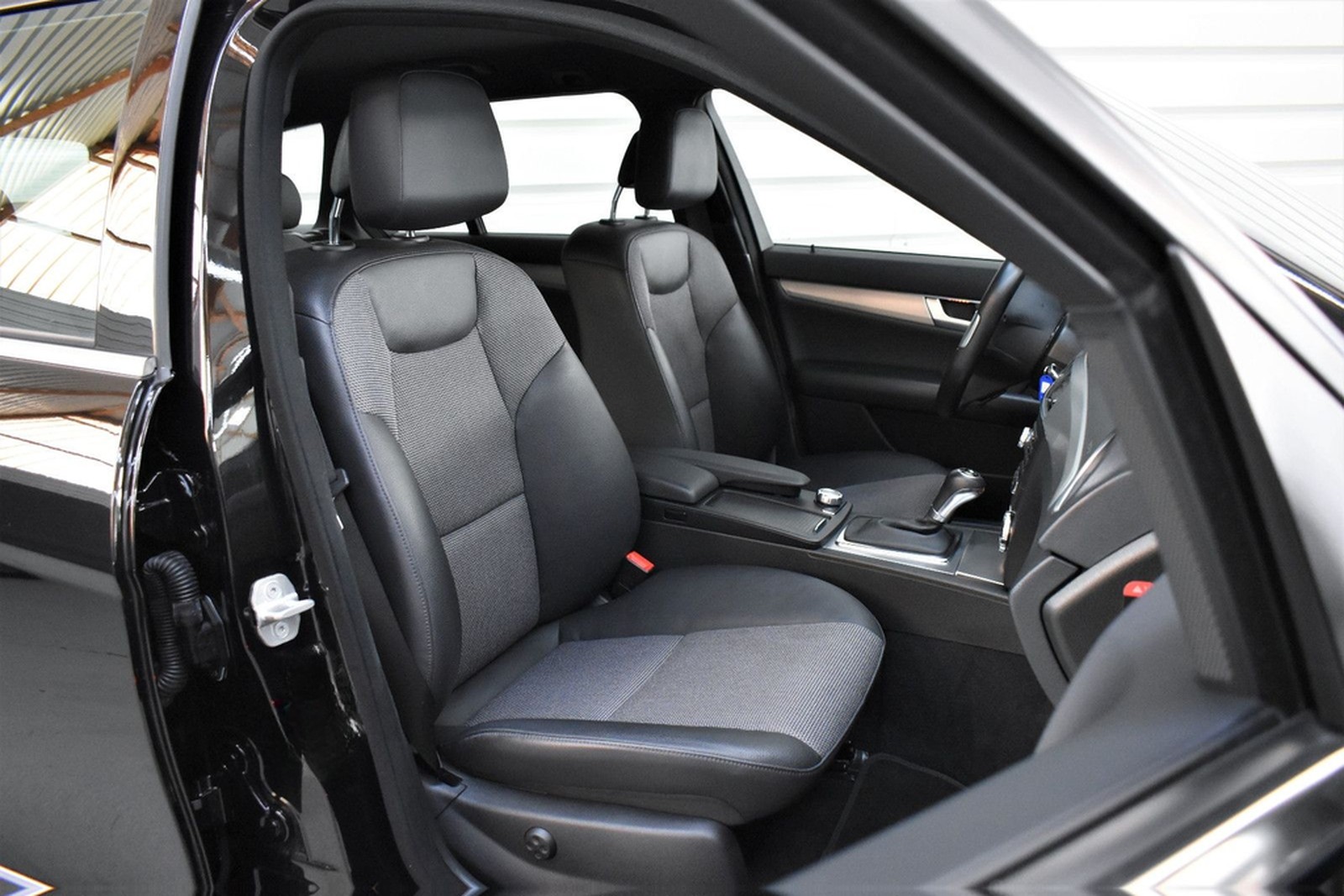 Mercedes-Benz C 200T AMG-Sportpaket+BI-Xenon+Memory+Navi+PDC foto 10