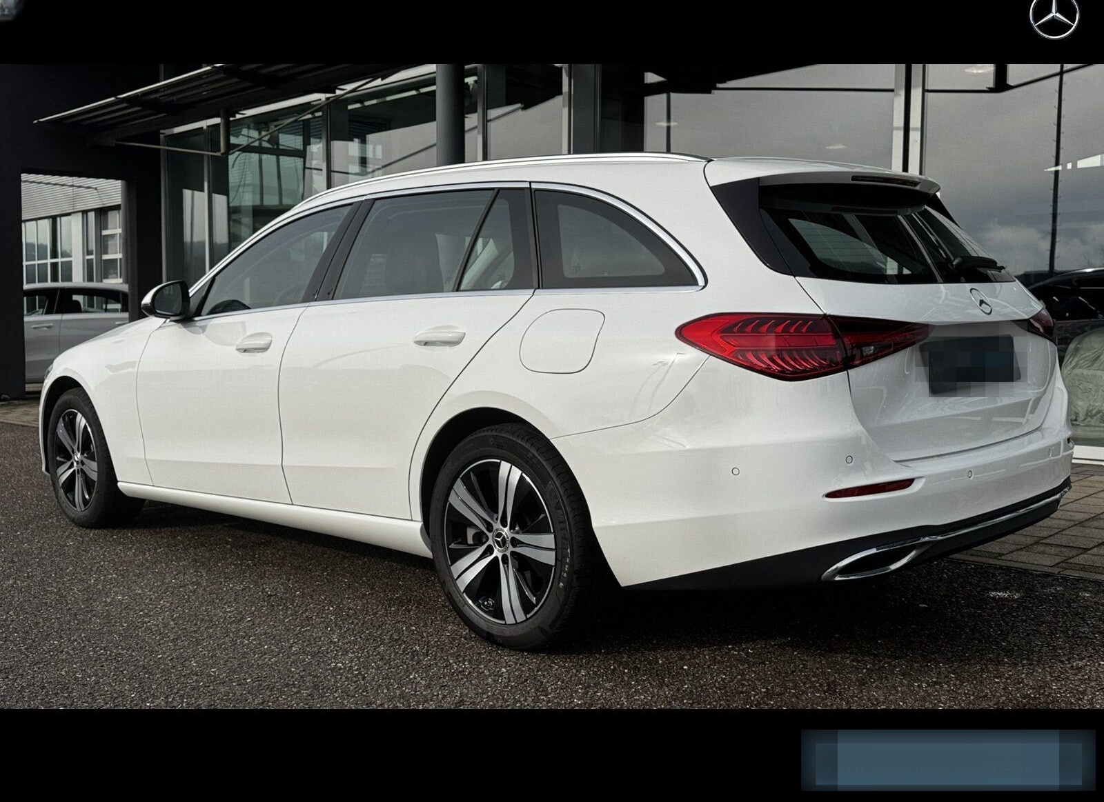Mercedes-Benz C300e T AVANTGARDE+KAMERA TOTW+MEMO+EASYP+AMBIEN foto 2