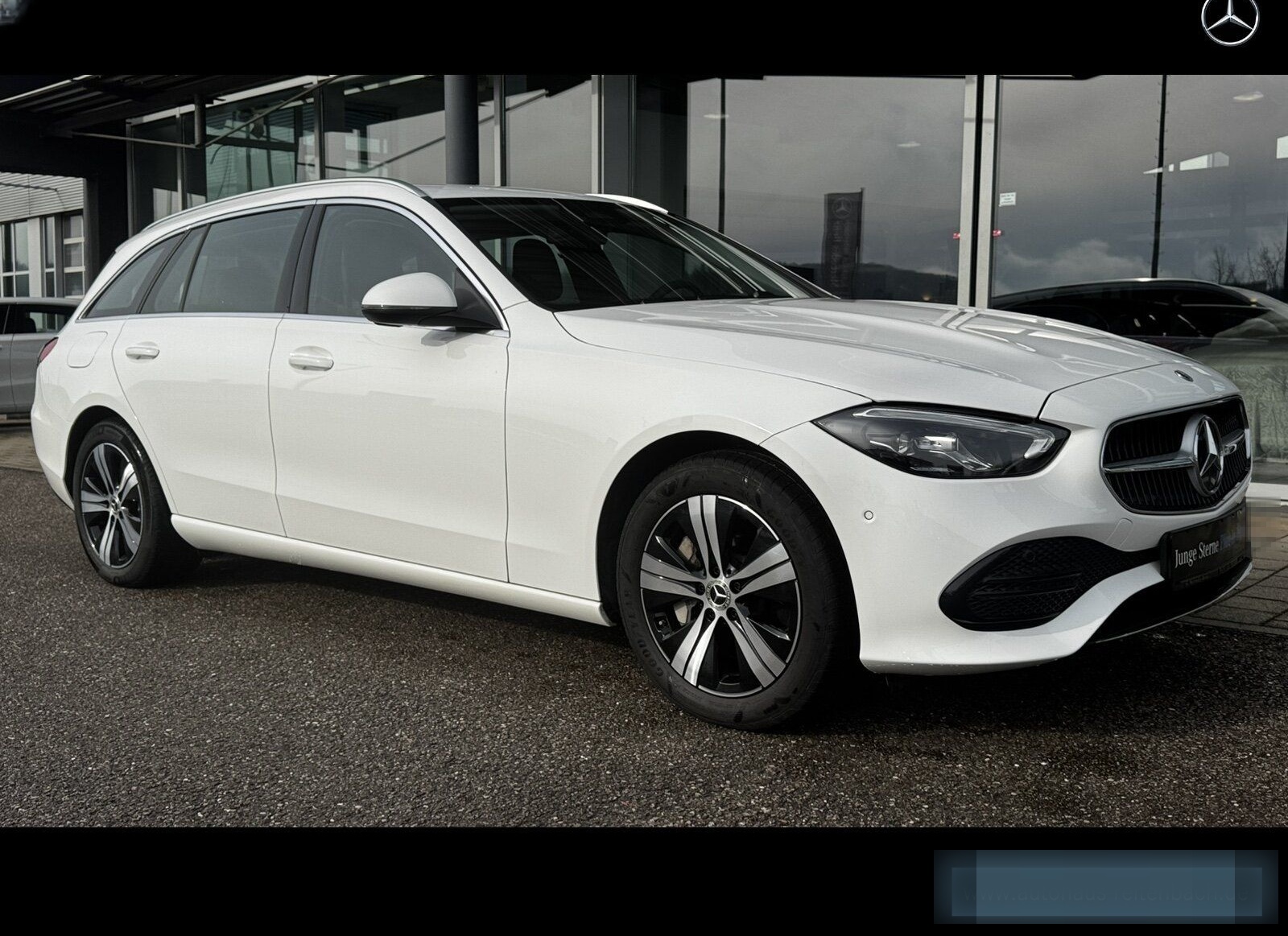Mercedes-Benz C300e T AVANTGARDE+KAMERA TOTW+MEMO+EASYP+AMBIEN foto 3