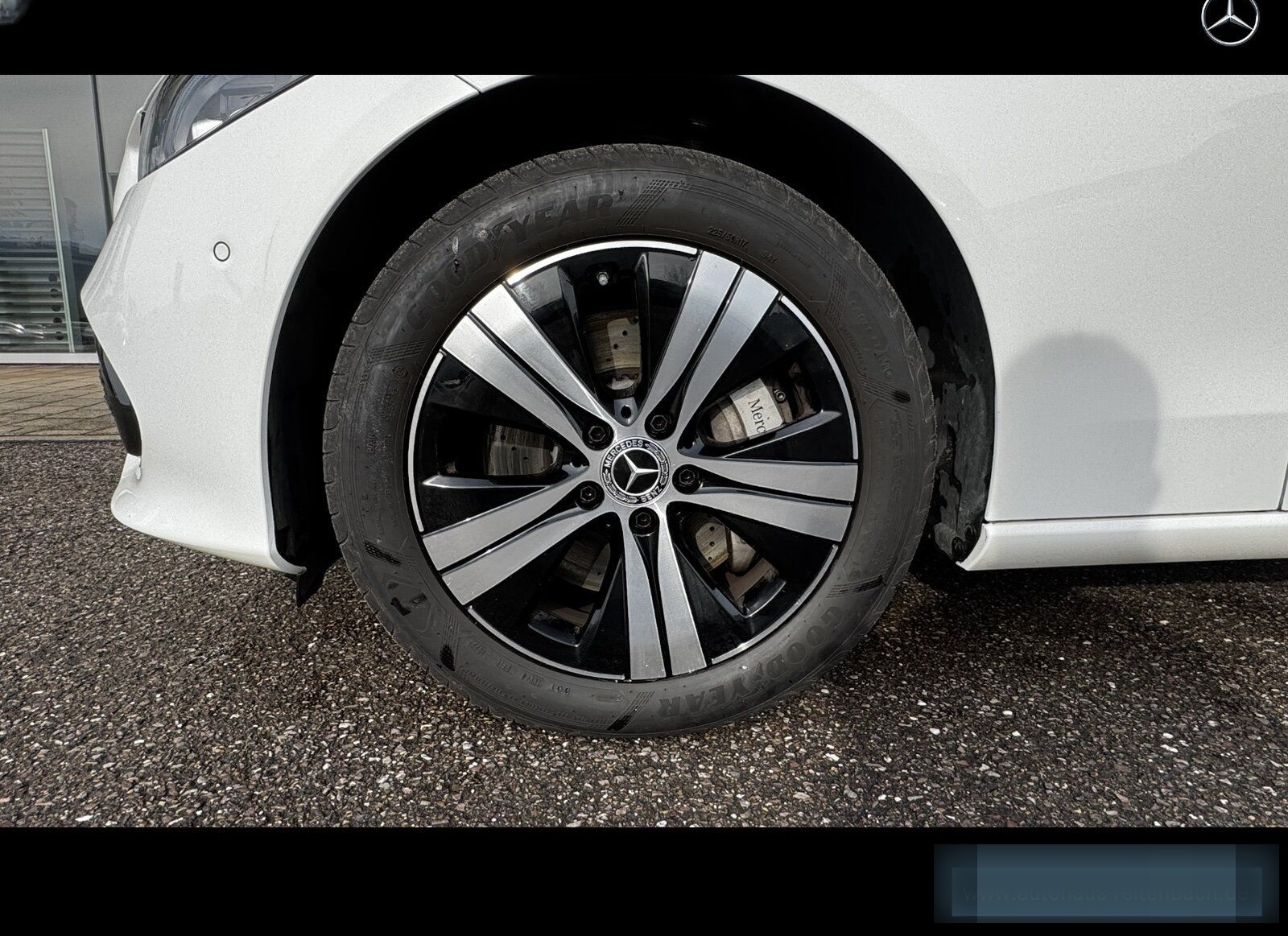 Mercedes-Benz C300e T AVANTGARDE+KAMERA TOTW+MEMO+EASYP+AMBIEN foto 7